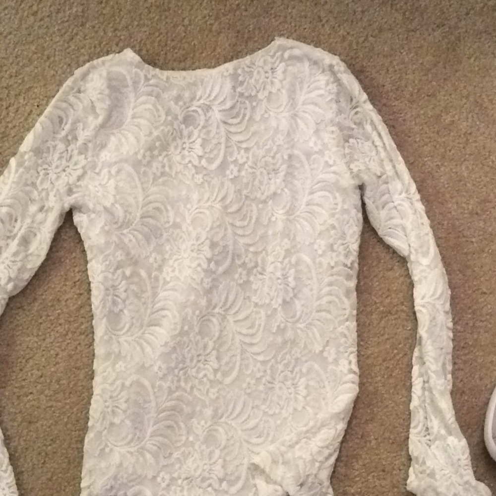 Lace top - Picture 3 of 3